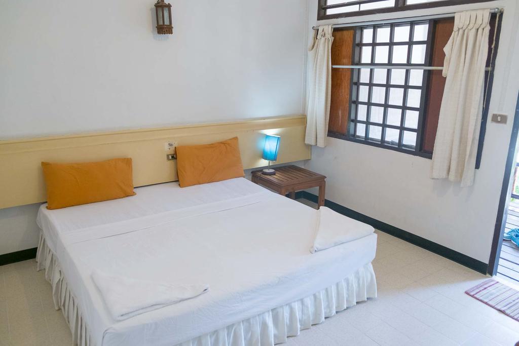 Marine Chaweng Beach Resort Bagian luar foto