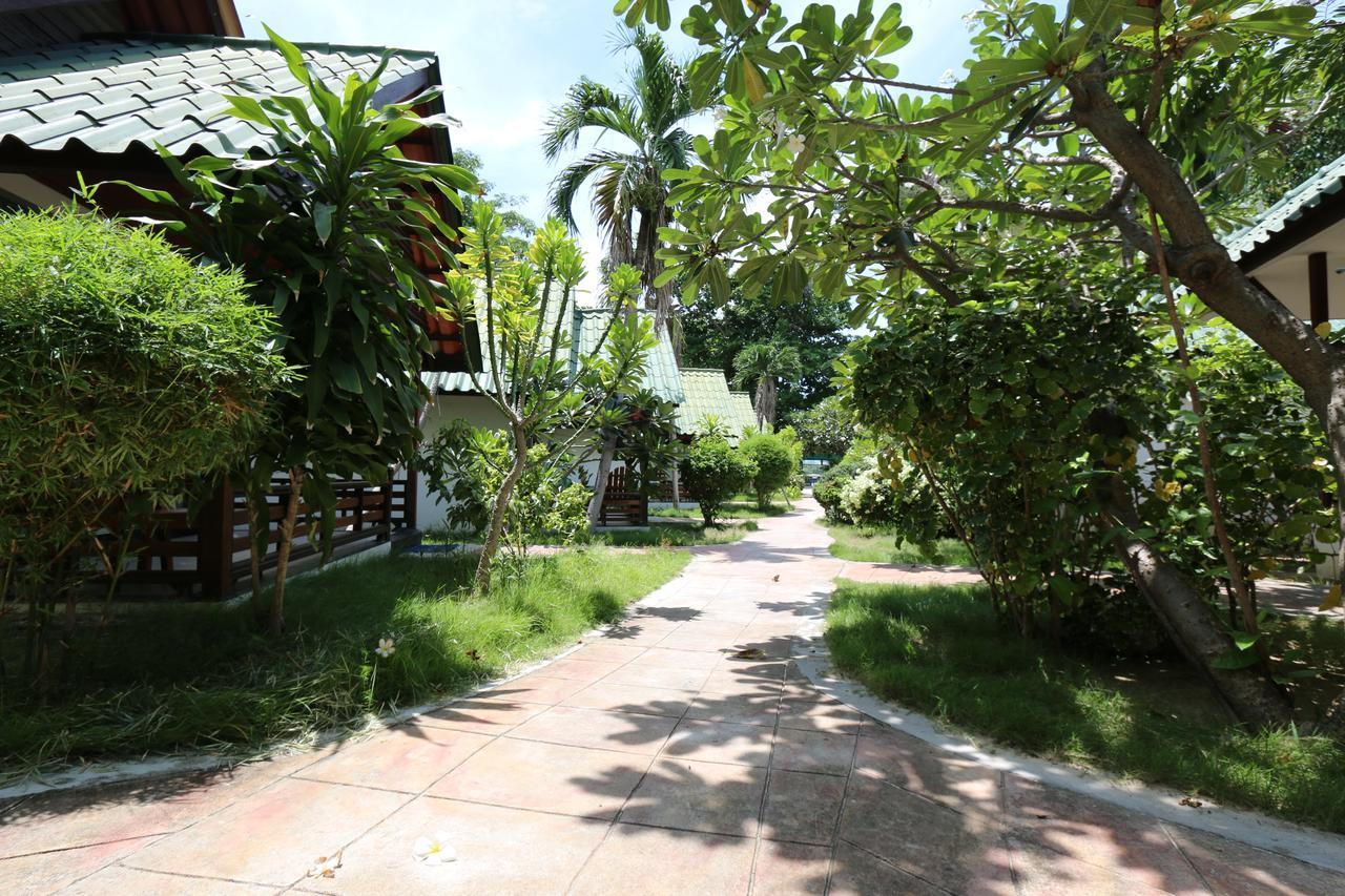 Marine Chaweng Beach Resort Bagian luar foto