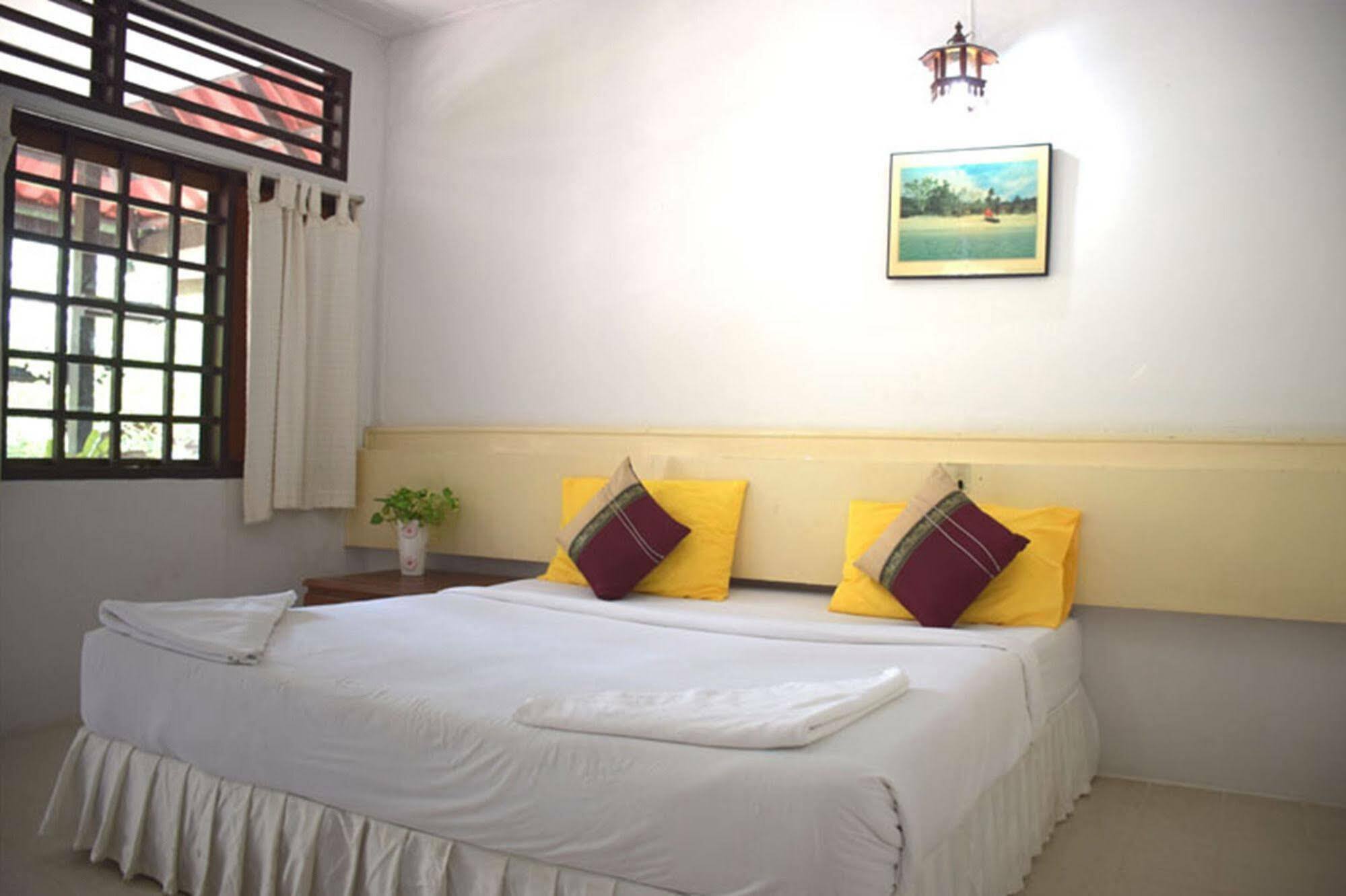 Marine Chaweng Beach Resort Bagian luar foto