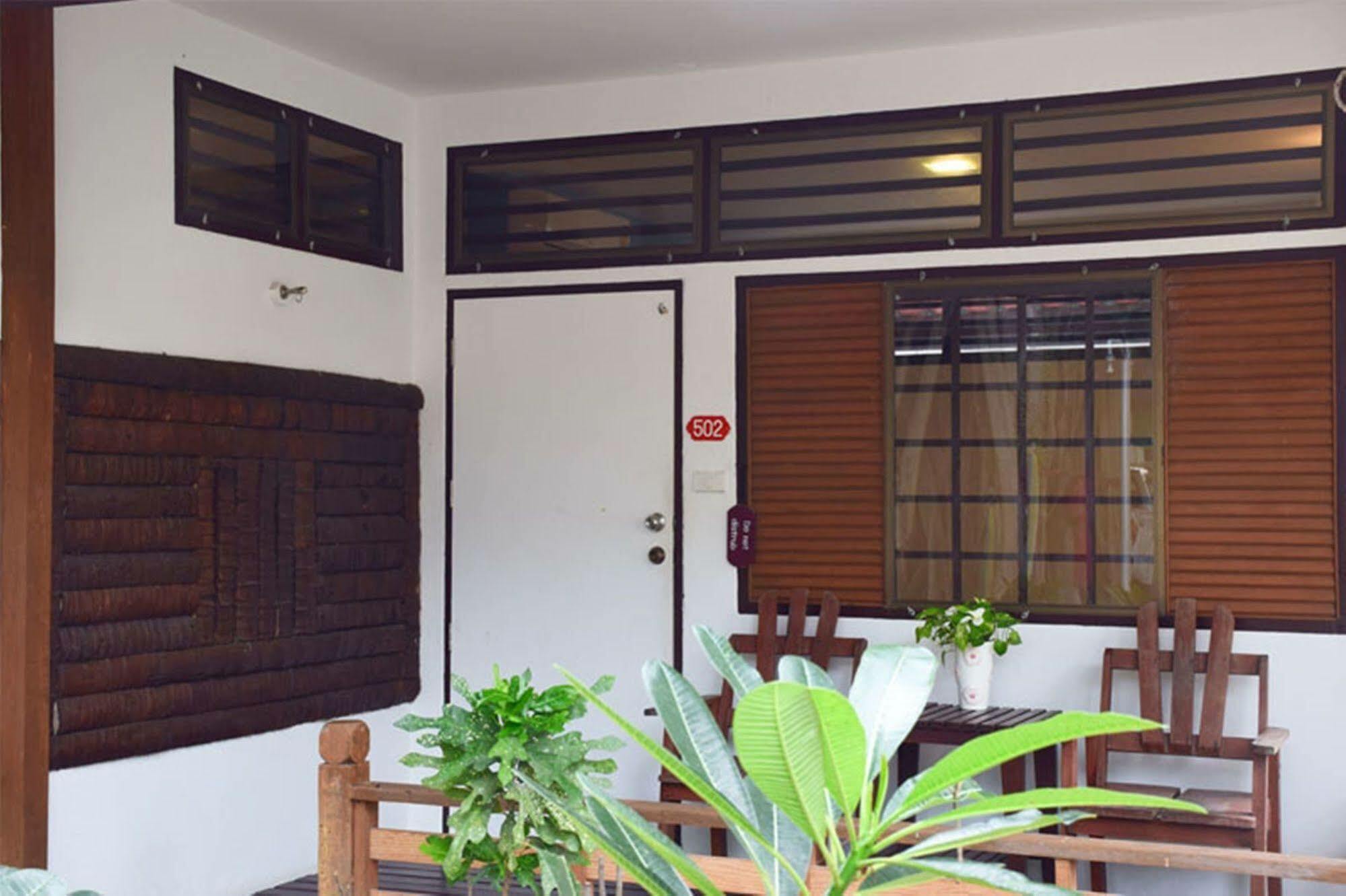 Marine Chaweng Beach Resort Bagian luar foto
